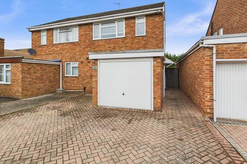 Beechcroft Road, Longlevens, Gloucester 3 bed semi