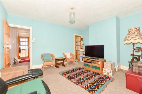Golf Road, Deal CT14 2 bed terraced house for sale