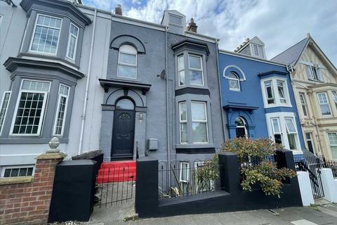 Seafield Terrace, South Shields 4 bed terraced house for sale