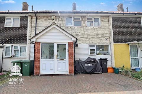 The Fremnells, Basildon 3 bed terraced house for sale