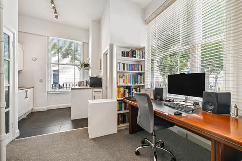 Gloucester Street, London, SW1V Flat for sale