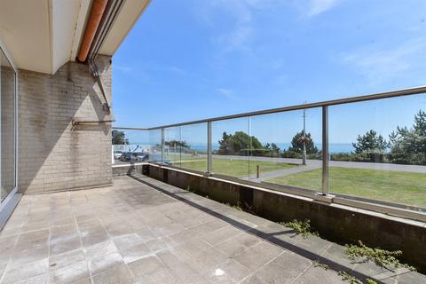 The Leas, Folkestone, Kent 1 bed ground floor flat for sale