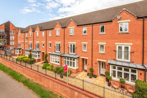 Iris Crescent, Lincoln, Lincolnshire... 4 bed terraced house for sale
