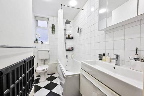 Mapesbury road, Mapesbury Estate... 2 bed flat for sale