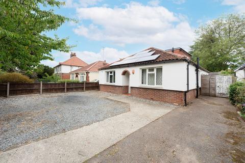 Earlham Green Lane, Norwich 6 bed detached bungalow for sale