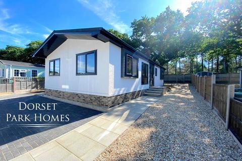 The Avenue, Oaktree Park, St... 2 bed park home for sale