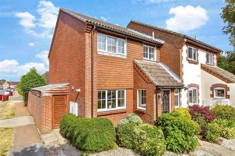 Church Mews, Chichester PO20 3 bed end of terrace house for sale