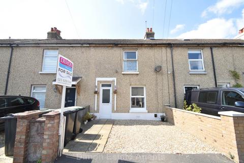 Lyndhurst Road, Gosport 2 bed terraced house for sale