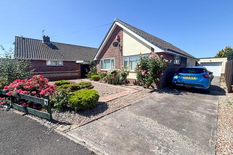 Avalon Road, Highbridge, Somerset, TA9 3 bed bungalow for sale