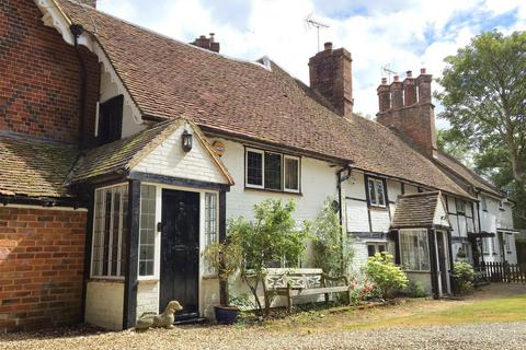 Sonning Eye, Reading 2 bed end of terrace house for sale