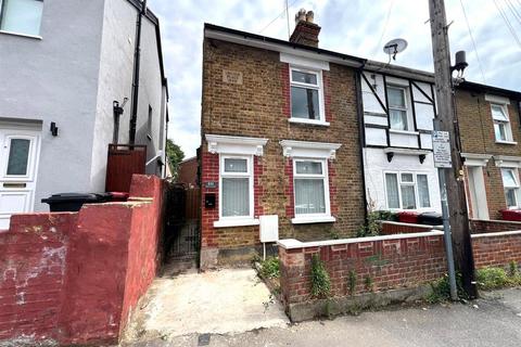 The Crescent, Slough 4 bed end of terrace house for sale