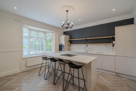 Sunnybank Road, Pontypool NP4 3 bed detached house for sale