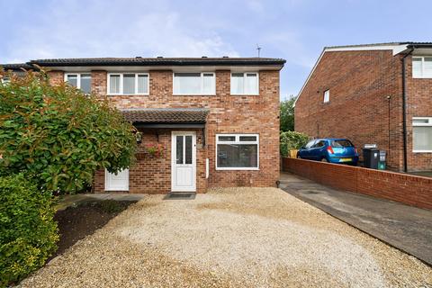 Ludlow Close, Bristol BS30 3 bed semi