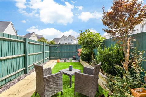 Hambrook Road, Snodland ME6 2 bed end of terrace house for sale