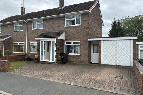 Ffordd Gwilym, Acton, Wrexham 3 bed semi