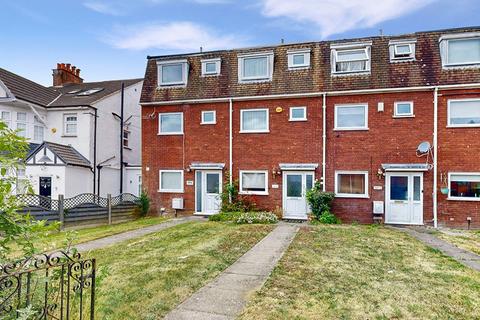 Kenton Lane, Harrow, HA3 4 bed terraced house for sale