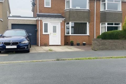 Reeval Close, Barnoldswick, BB18 3 bed semi