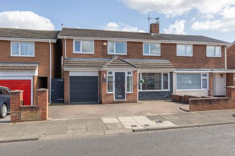 Ashley Gardens, Choppington NE62 4 bed semi