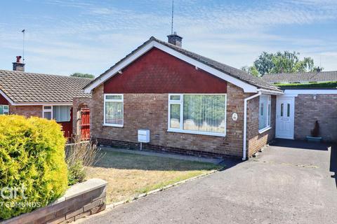 Rembrandt Way, Bury St Edmunds 3 bed detached bungalow for sale