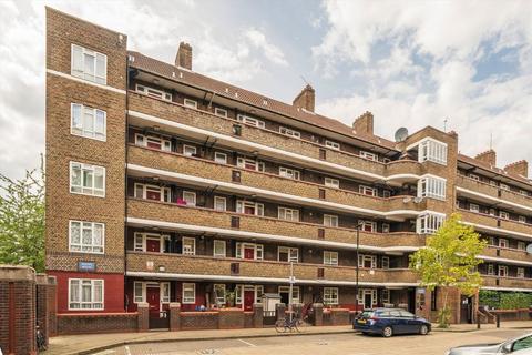 White City Estate, London W12 2 bed flat for sale