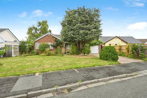 Middlehey Avenue, Prescot L34 3 bed bungalow for sale