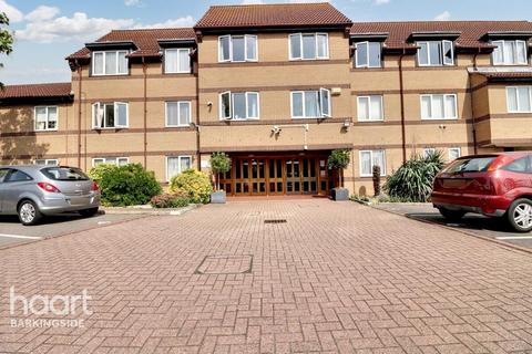 Limewood Court, Beehive Lane, Redbridge 1 bed flat for sale