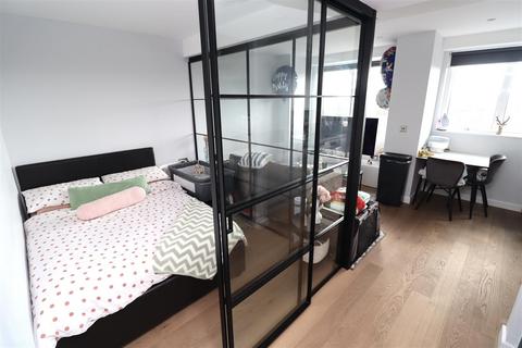 WEM Tower, 1 Harrow Road, Wembley Studio for sale