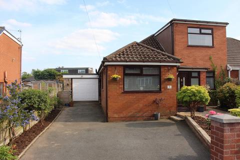 Keats Avenue, Billinge, Wigan... 3 bed semi