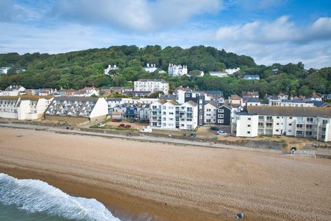 Sandgate High Street, Folkestone... 2 bed flat for sale