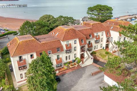 Kingswood Court Cleveland Road... 2 bed flat for sale