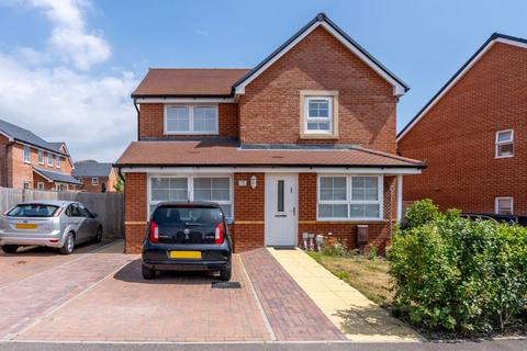 Clark Drive, Chichester 4 bed detached house for sale