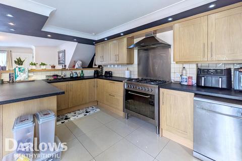 Castle Street, Merthyr Tydfil 2 bed end of terrace house for sale