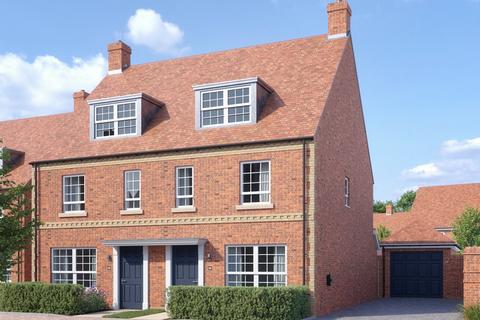 The Paddocks, Bow Brickhill, Milton... 3 bed semi