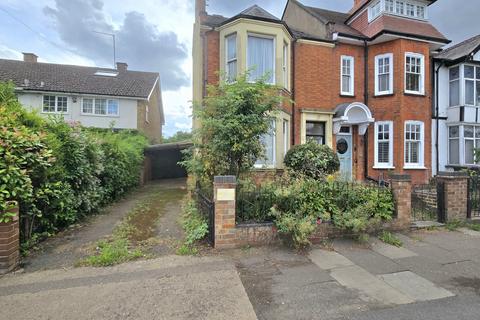 Kingsthorpe Grove, Kingsthorpe, NN2 6PD 4 bed end of terrace house for sale