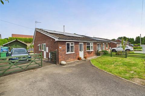 2 bedroom semi-detached bungalow for sale