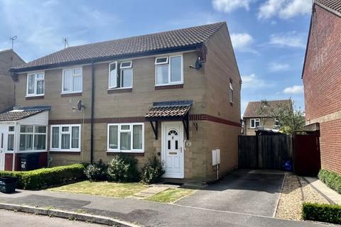 Ladymeade, Ilminster, Somerset TA19 3 bed semi