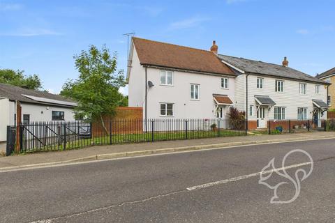 Marsh Crescent, Colchester CO5 3 bed end of terrace house for sale