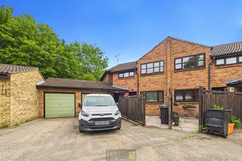 Courtney Park Road, Langdon Hills... 1 bed maisonette for sale