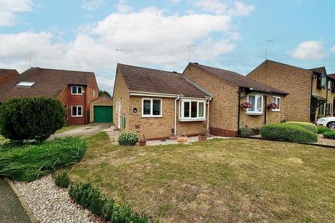 Kelburn Close, East Hunsbury... 2 bed semi