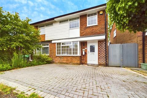 Albury Gardens, Calcot, Reading... 4 bed semi