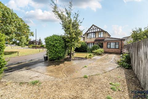 Cumberland Road, Old Walcot, Swindon... 4 bed detached house for sale