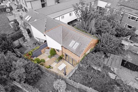 South Canterbury 2 bed mews for sale