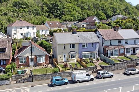 Blackwater Road, Shide PO30 2 bed semi