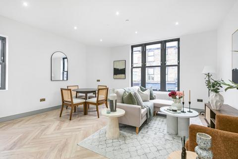 Trinity Road, London, SW17 2 bed flat for sale