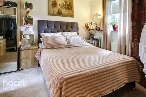 Alberta Avenue, Sutton 2 bed semi