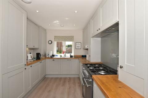 Wenderton Way, Canterbury CT3 4 bed detached house for sale
