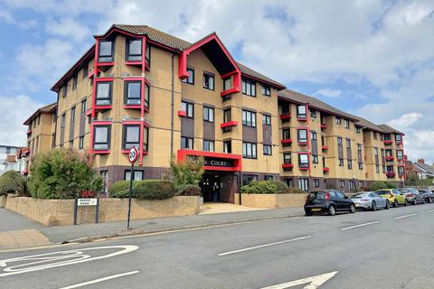 Saxon Court, Kingsway, Hove. 2 bed retirement property for sale