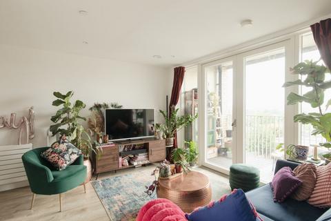 Bond House, Goodwood Rd, New Cross, SE14 1 bed flat for sale