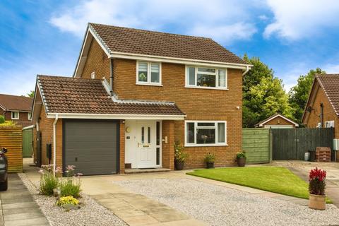 West Avenue, Preston PR2 3 bed detached house for sale