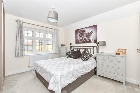 Fennel Drive, Chichester PO20 3 bed detached house for sale